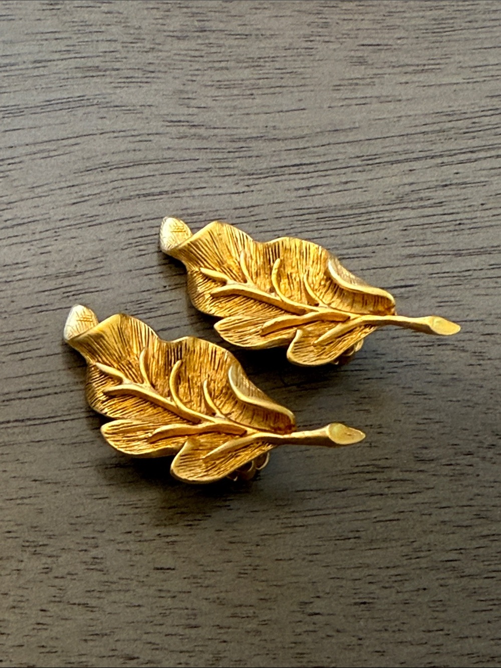 Vintage Oscar de la Renta Leaf Clip On Earrings Signed Sculptural Statement